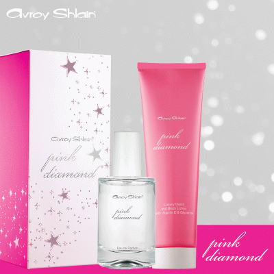 Unwrap the sparkle of our Avroy Shlain's Pink Diamond®!